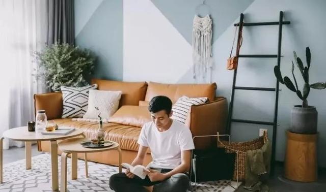 客厅皮沙发轻奢，一款精致的皮沙发能让客厅美得不像话