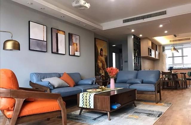 客厅皮沙发轻奢，一款精致的皮沙发能让客厅美得不像话