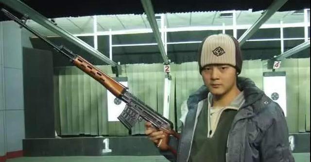 替李连杰拍戏被炸死，替身演员李连杰赔500万