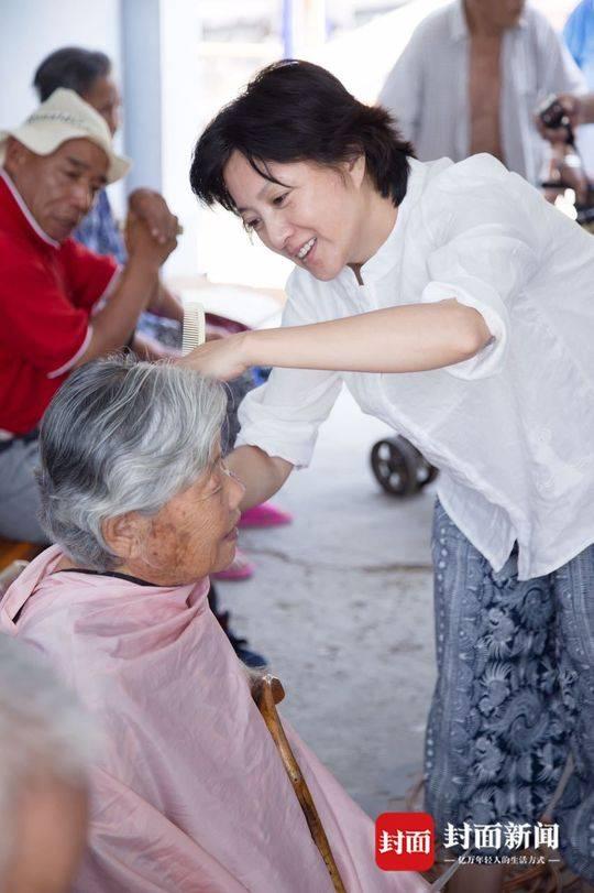 金玉婷历年春晚小品，冷知识：登上春晚次数最多的人