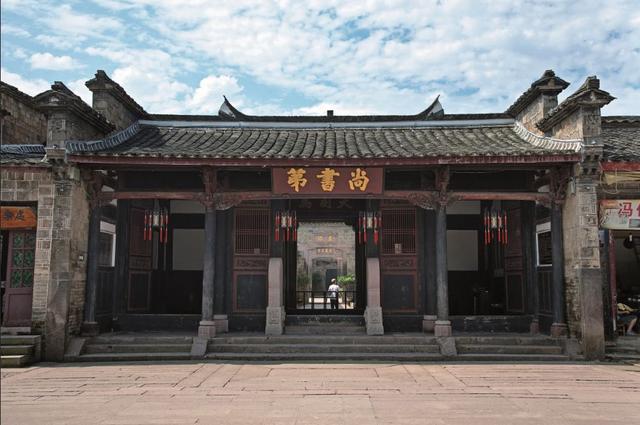 泰宁旅游必去十处景点，福建旅游-泰宁丹霞山水游-九龙潭、上清溪、明清园
