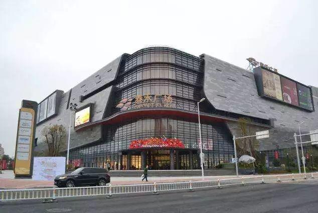 福州商场购物攻略，福州市中心的老牌高档商场