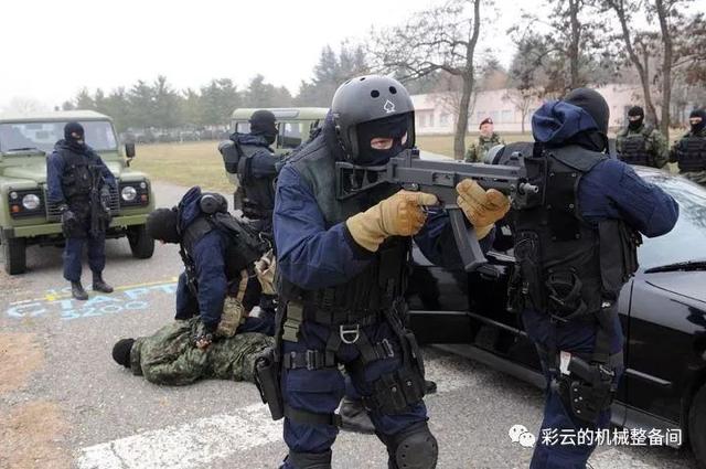 被官方删除ump9冲锋枪，新爆料ump9即将退役