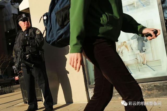 被官方删除ump9冲锋枪，新爆料ump9即将退役