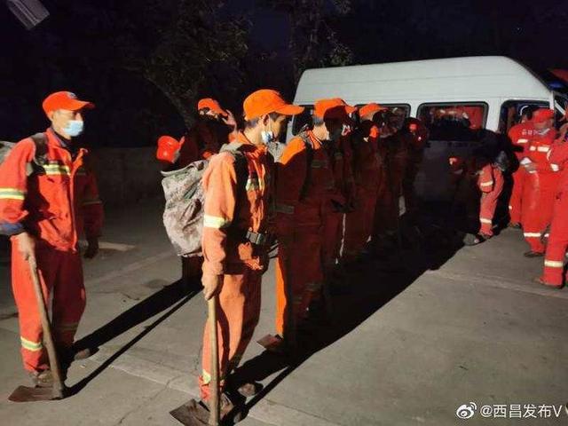 西昌森林火灾燃烧了几天，西昌森林火灾仍有数千人在扑救