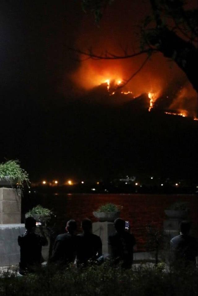 西昌森林火灾燃烧了几天，西昌森林火灾仍有数千人在扑救