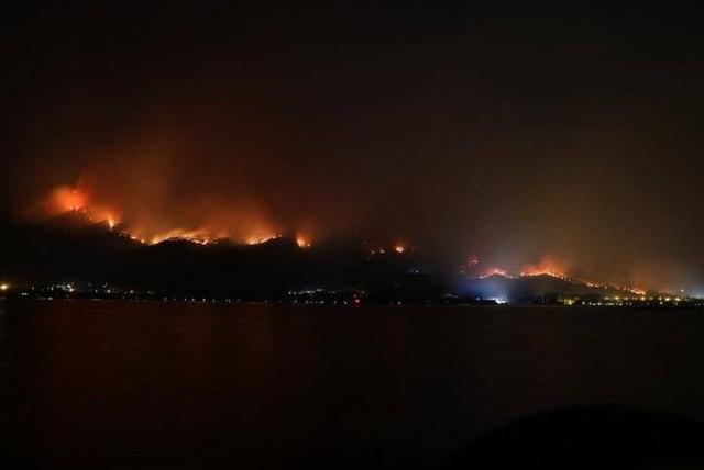 西昌森林火灾燃烧了几天，西昌森林火灾仍有数千人在扑救