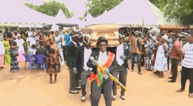 挑战一百杯奶茶要胖几斤，她给闺蜜点了杯奶茶