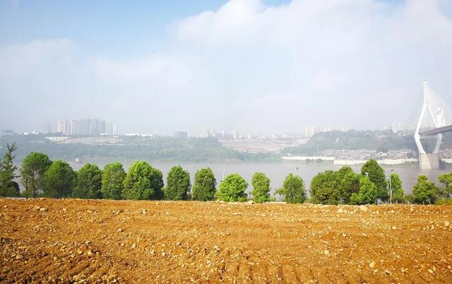 实现承诺的意思，从承诺到付诸实现