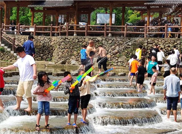 泰宁旅游必去十处景点，福建旅游-泰宁丹霞山水游-九龙潭、上清溪、明清园