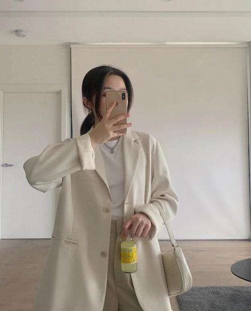 面试终极穿衣攻略面试穿搭不出错，面试不要怕你准备好简历