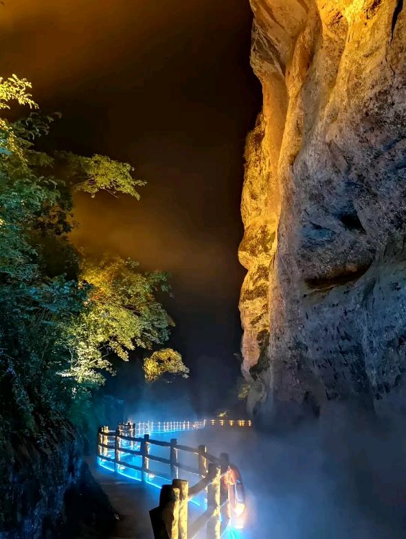 泰宁旅游必去十处景点，福建旅游-泰宁丹霞山水游-九龙潭、上清溪、明清园