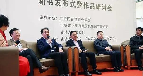 心中有信仰生活有希望有光，心中有信仰脚下有力量