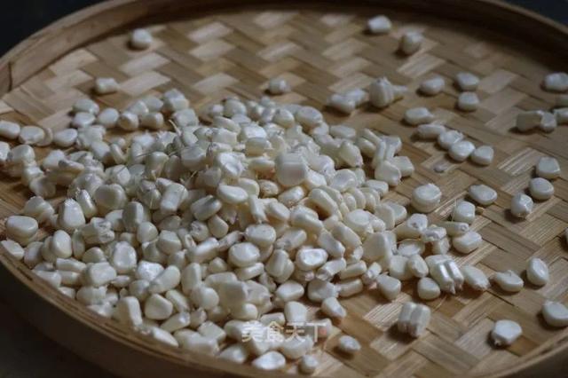 玉米又甜又糯的做法，玉米煮熟后就会香甜软糯