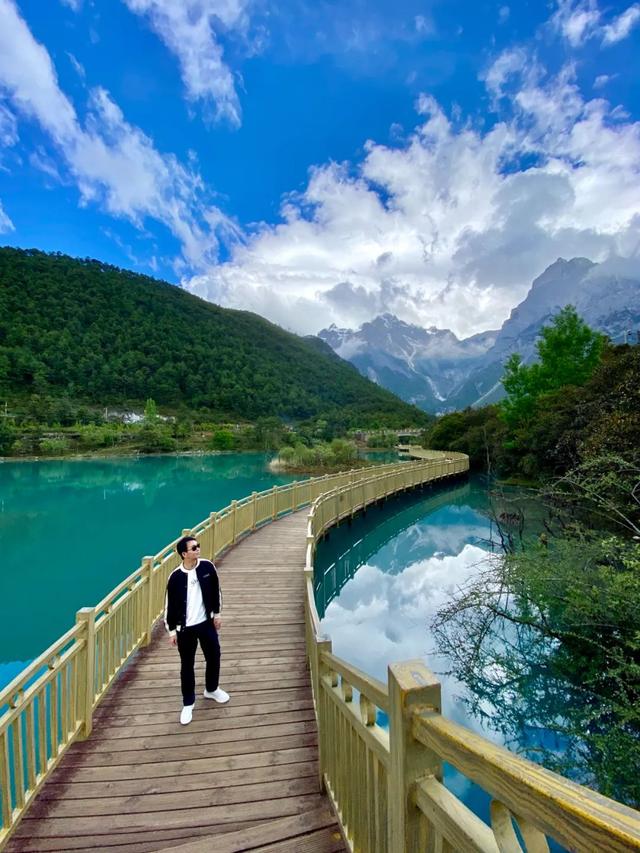 去丽江住哪里比较方便，去丽江旅游住在哪里比较方便呢（丽江10大土豪小区房价）