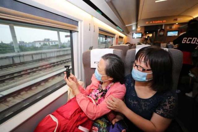 杭州到上海高铁，杭州到沪广高铁（杭州人到上海坐飞机要方便了）