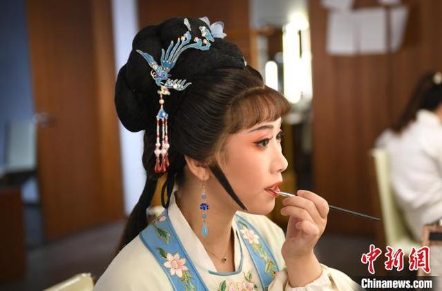嵊州的越剧名角，探访女子越剧诞生地浙江嵊州