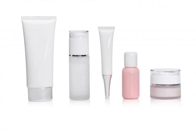 火车可以带香油吗，火车上禁止携带哪些液体（坐火车这些物品限量或禁止携带）