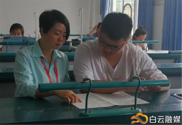 感谢有爱的老师们，感谢生命中遇到的每一位老师