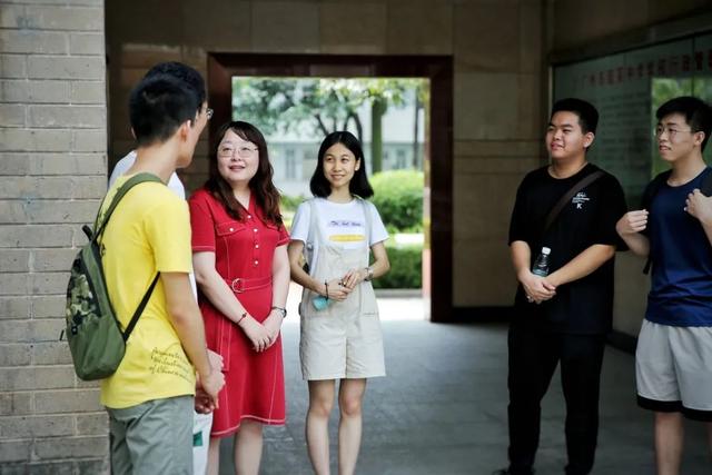 感谢有爱的老师们，感谢生命中遇到的每一位老师