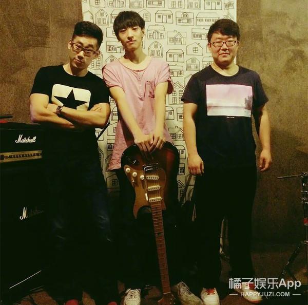 心动的信号3 女嘉宾服装，杨超越《心动的信号3》造型出炉