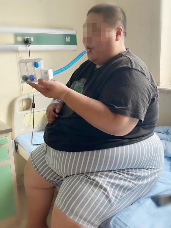 肥胖的人拔罐(肥胖的人拔罐拔哪里最好)