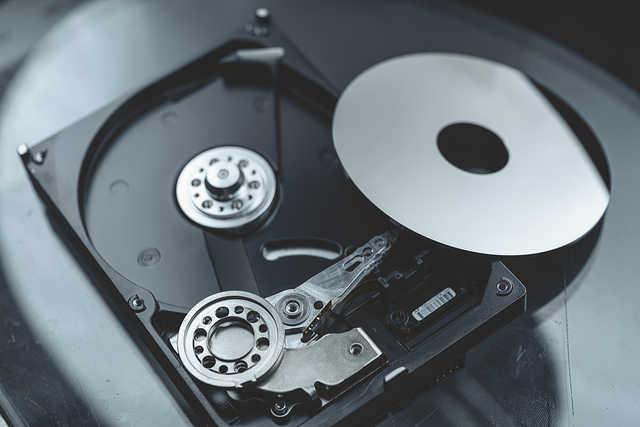 常说NAS存储的背后，nas磁盘阵列什么牌子好