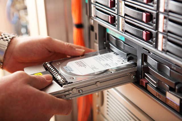 常说NAS存储的背后，nas磁盘阵列什么牌子好