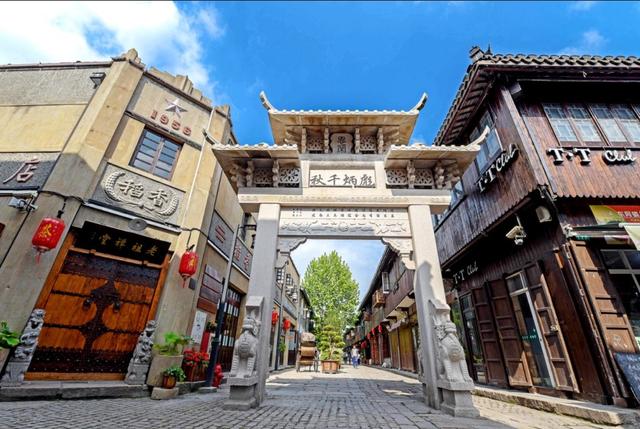 上海的古镇老街，寻访江南水乡繁华商贸踪影