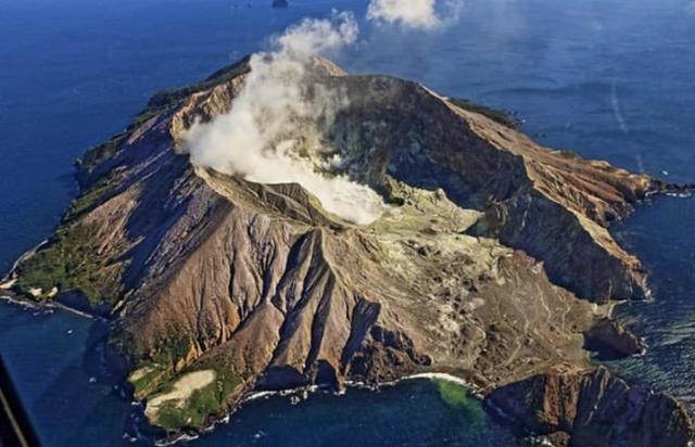 世界上所有火山都在哪儿，世界著名的十大火山