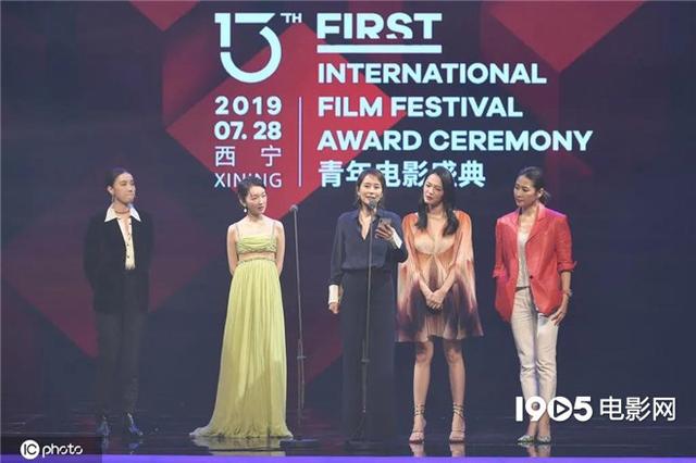 37岁的刘敏涛近况，44岁的刘敏涛被中年女演员们羡慕了