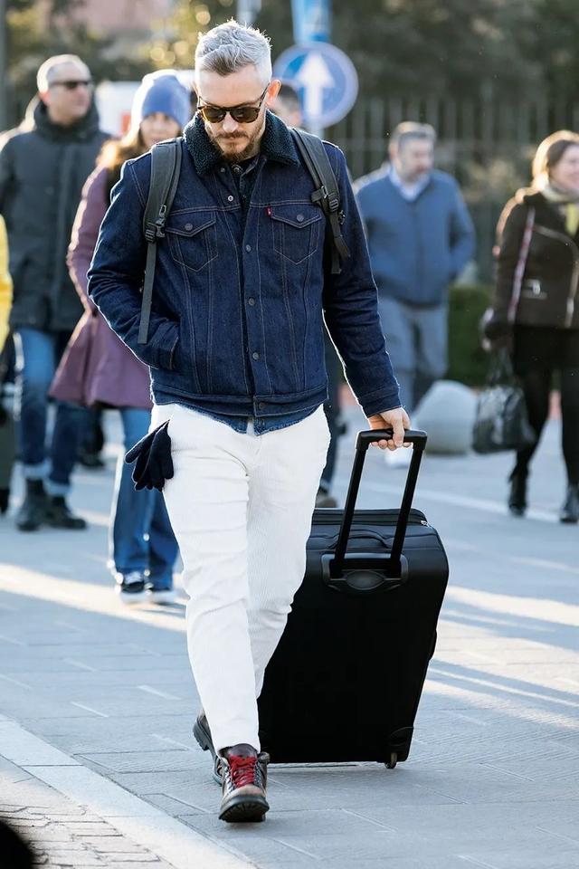 正装肌肉男帅哥，牛仔帅哥了解一下