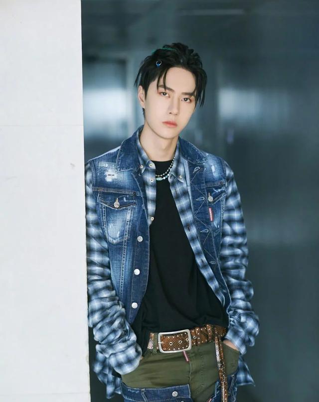 正装肌肉男帅哥，牛仔帅哥了解一下