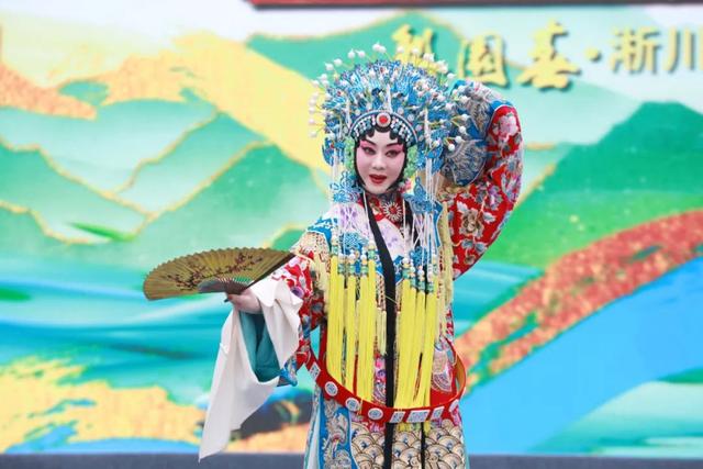 河南电视台梨园春，河南梨园春电视台（河南卫视的《梨园春》就是如此）