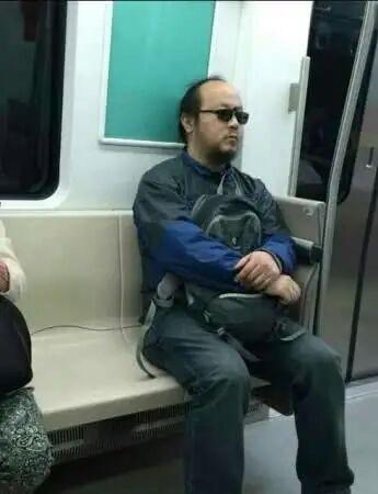 窦唯个人简历资料，从“摇滚歌王”到“流浪歌手”