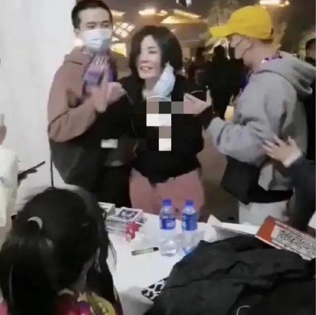 窦唯个人简历资料，从“摇滚歌王”到“流浪歌手”