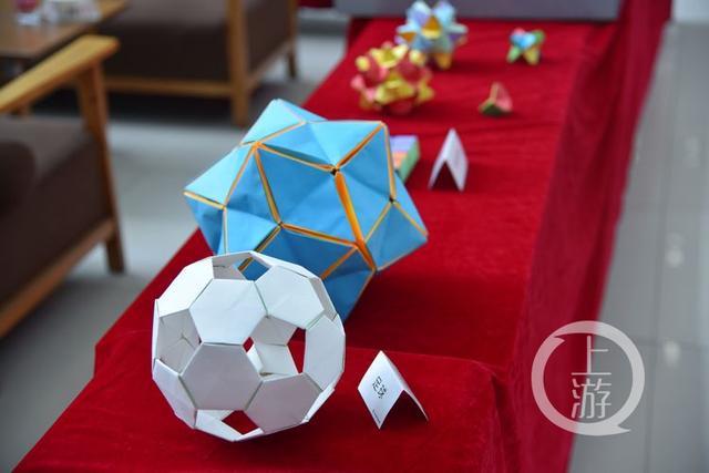 通俗易懂讲数学，通俗易懂讲狭义相对论的数学公式