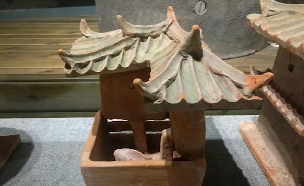 古代各个国家的厕所，聊聊我国古代那些与厕所有关的文化和趣事