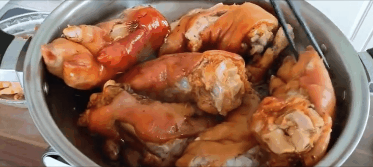 东北大锅菜怎样做，东北菜的高光时刻