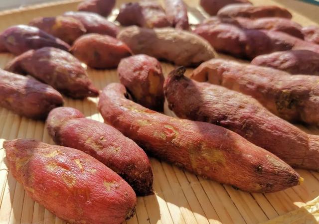 东北大锅菜怎样做，东北菜的高光时刻