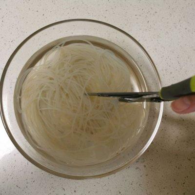 酸菜炒粉咋做，手把手教你做超好吃的