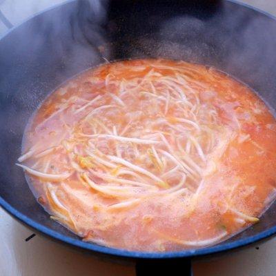 番茄肥牛汤的做法，肥牛番茄汤怎么做简单（上海妈妈教你“番茄肥牛汤”家常做法）