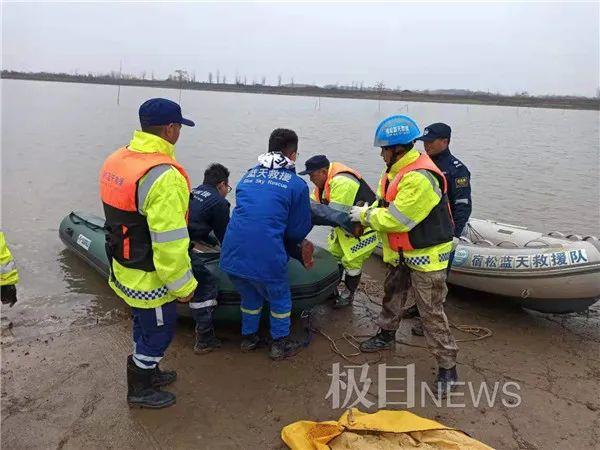 做梦梦见人死了(做梦梦见人死了又活了是什么意思)插图4