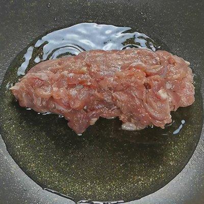 炒扁豆的家常做法，家常版扁豆炒肉的做法（为啥饭店的炒扁豆那么好吃）