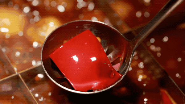 冷冻的鸭血怎么吃，鸭血不要只吃火锅了