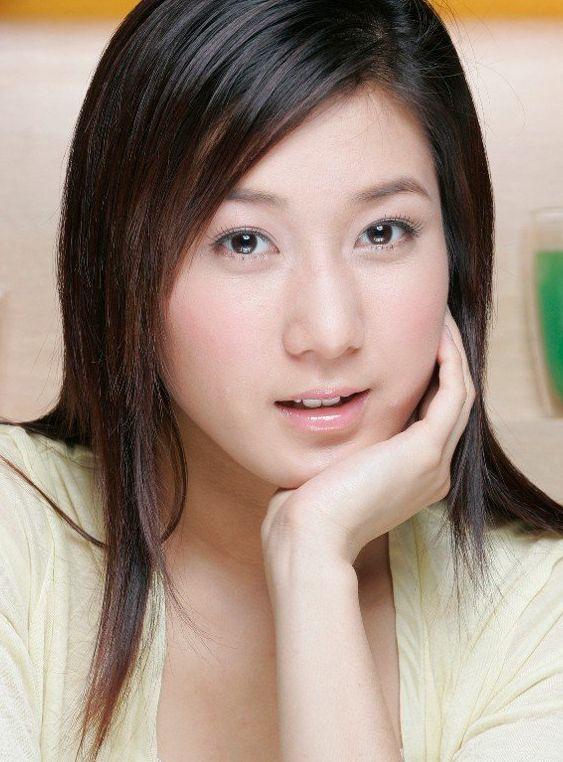 钟嘉欣自曝入行辛酸史，36岁钟嘉欣曝心酸经历