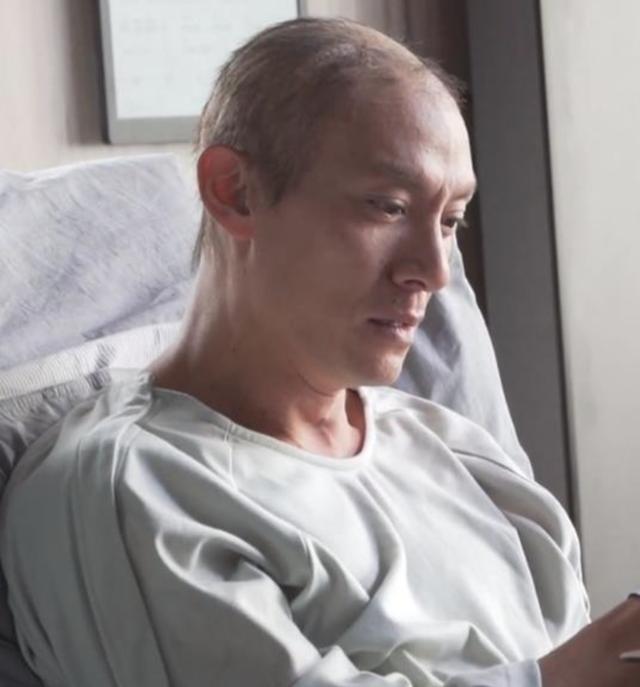 亚太地区最帅100张面孔王俊凯，男星整容级暴瘦