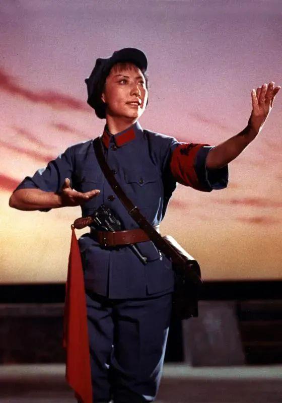 京剧名家杜近芳近况，央视《致敬经典》京剧名家杜近芳