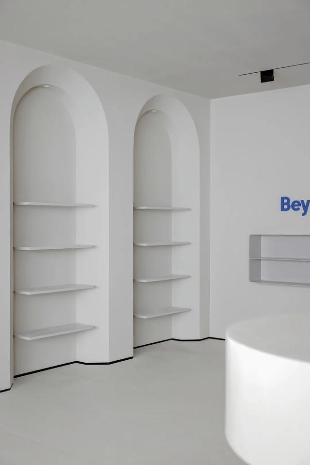 设计师品牌集合店，areyouin设计师品牌集合店