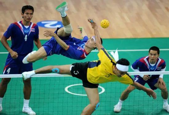 传统体育项目蹴球运动，蹴球、毽球、押加、板鞋竞速……这些少数民族运动项目你参与过吗